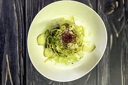 spaghetti-aglio-e-olio-moenchsbart-parmesanspaene-belper-knolle-1
